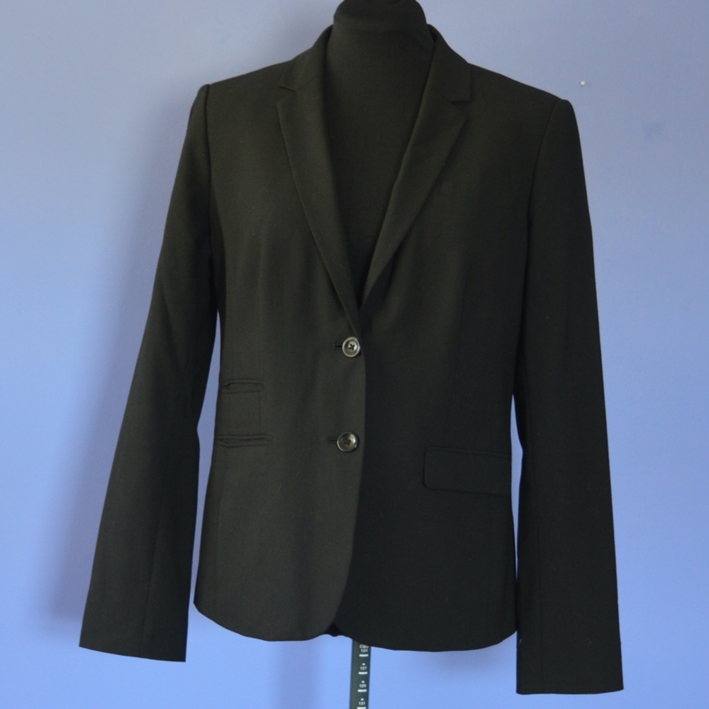 Euc Gap Basic Blazer - image 1